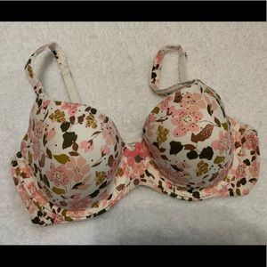 Victoria’s Secret Bra